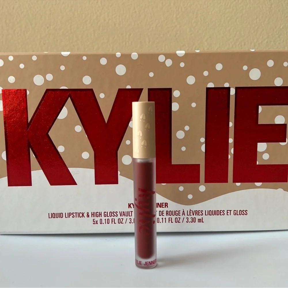 Bad Lil Reindeer #419 | Kylie Cosmetics Holiday Matte Liquid Lipstick